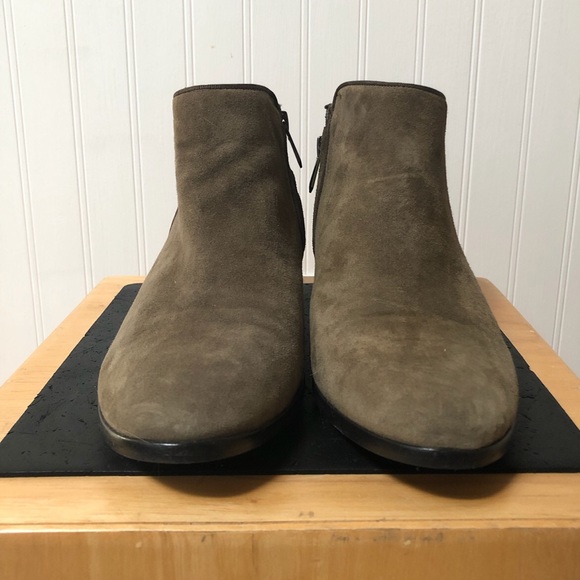 Sam Edelman booties - Picture 2 of 4